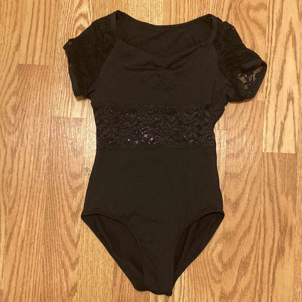 Danz n Motion black leotard size 8-10